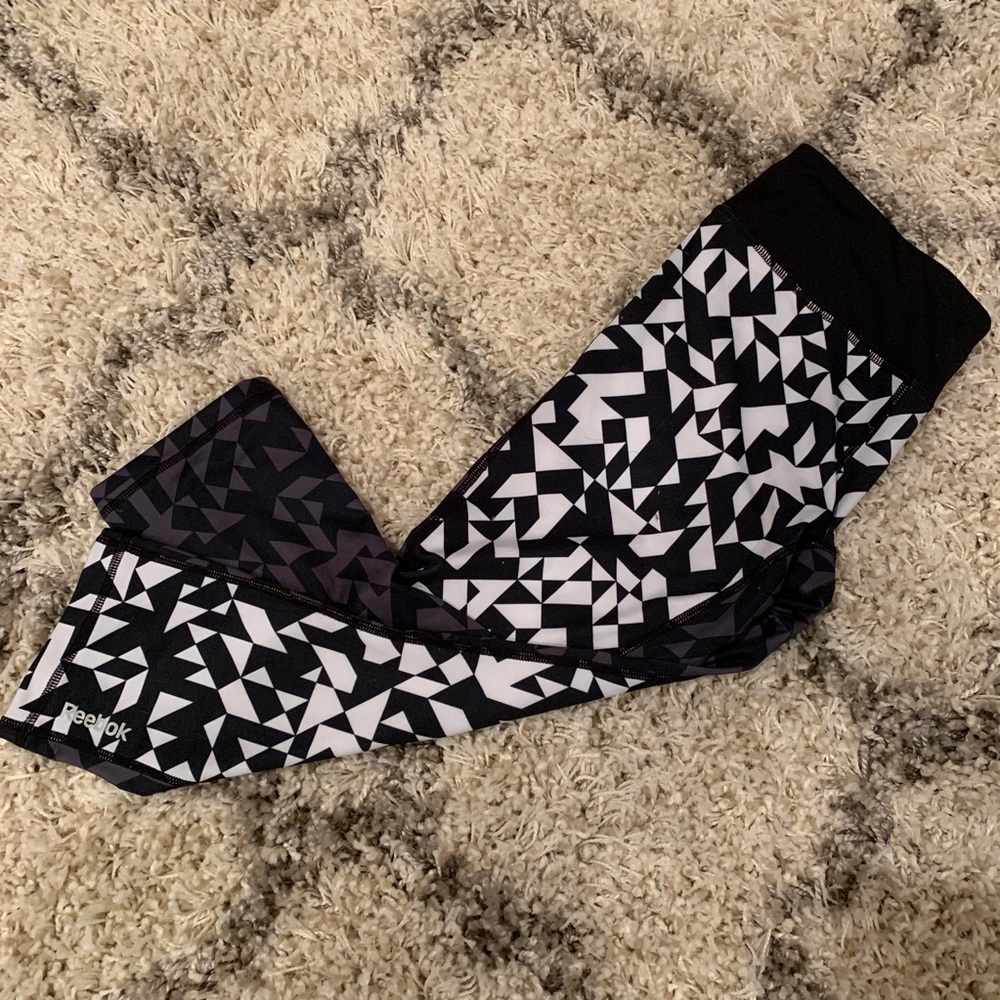 Reebok Cropped Active Fitness Leggings